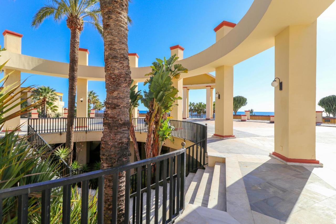 Lägenhet Romana Playa Beachfront *